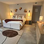 Villa Pool & Snooker