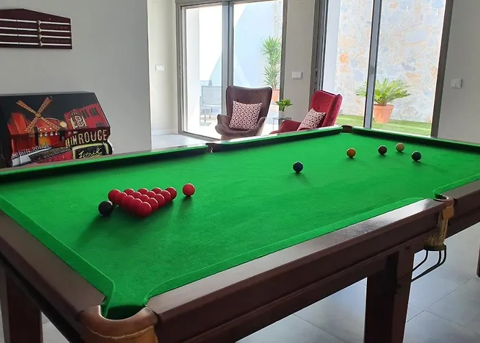 Pool & Snooker